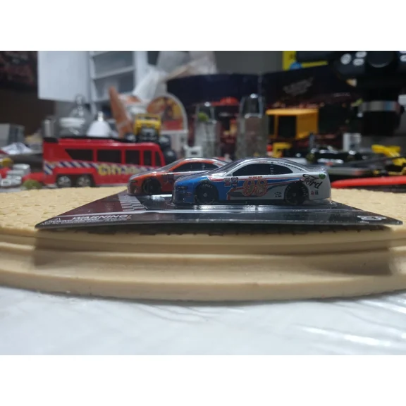 NASCAR AUTHENTICS Chase Briscoe 1:87 2019 Rookie Stripped Bumper