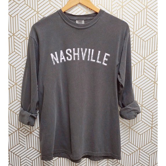 NASHVILLE Graphic Garment dyed T-Shirt
