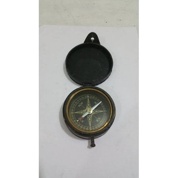 NAUTICAL COLLECTIBLES BRASS COMPASS HANDMADE ANTIQUE Brass LEATHER CASE