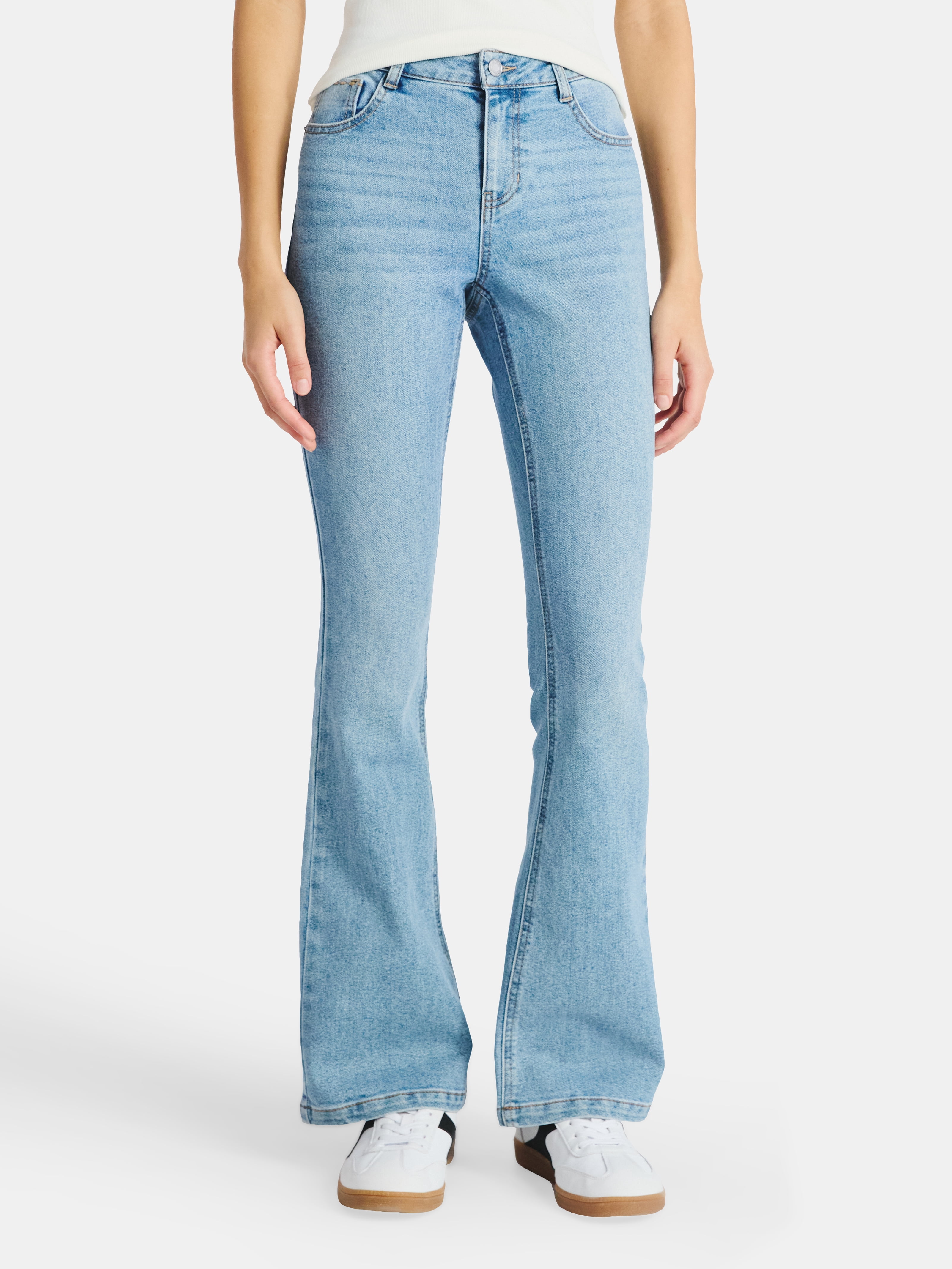 No Boundaries Bootcut Jeans, 32.5'' Inseam, Women's
