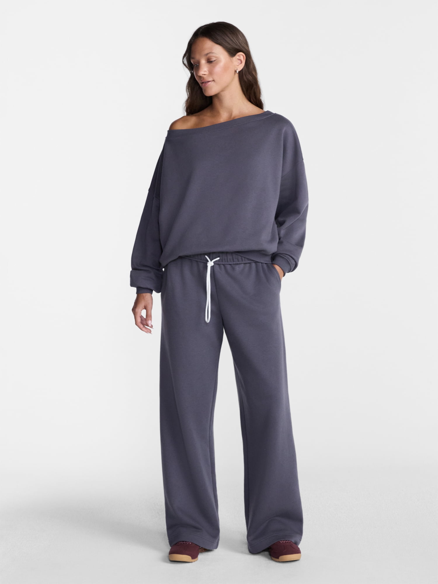 No Boundaries Fleece Sweatshirt and Wide Leg Pants Set, 2 Piece, Women’s and Women's Plus Sizes XXS-4X