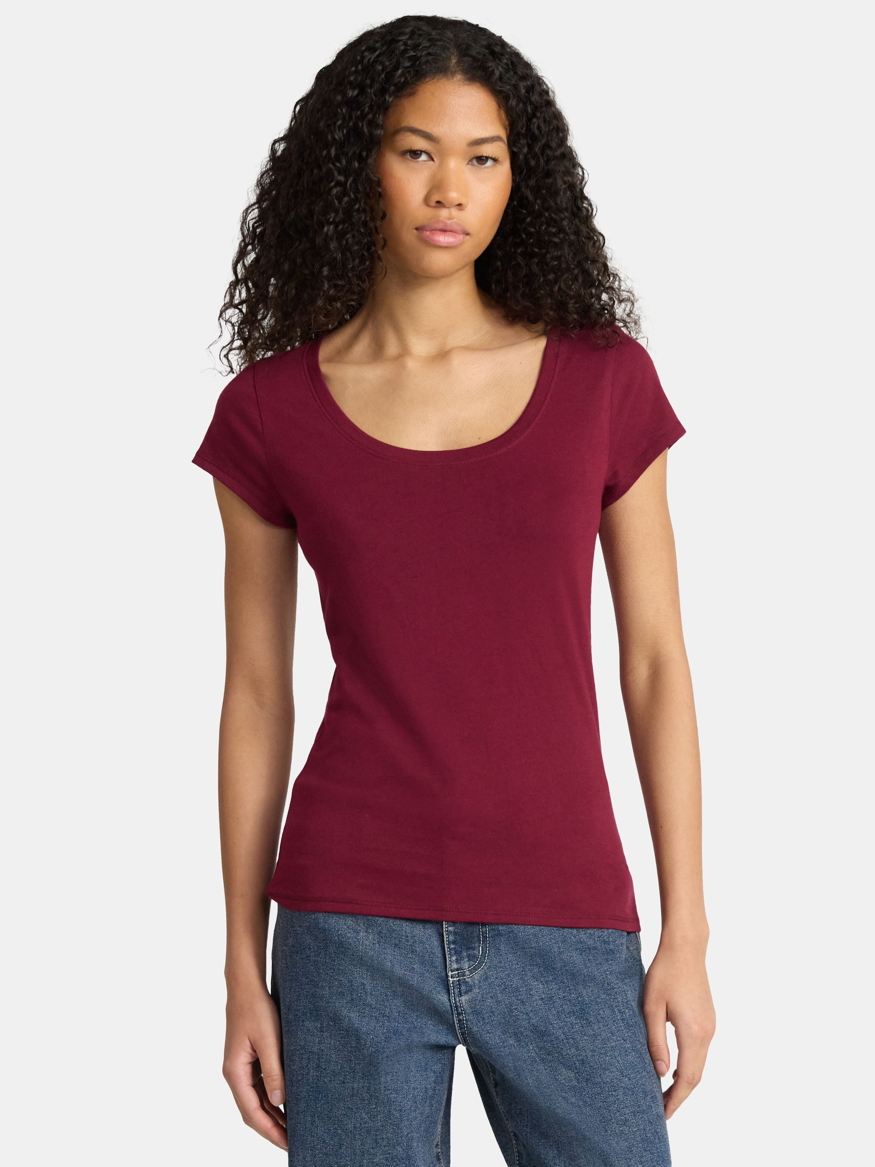 No Boundaries Scoop Neck Tee with Short Sleeves, Women's