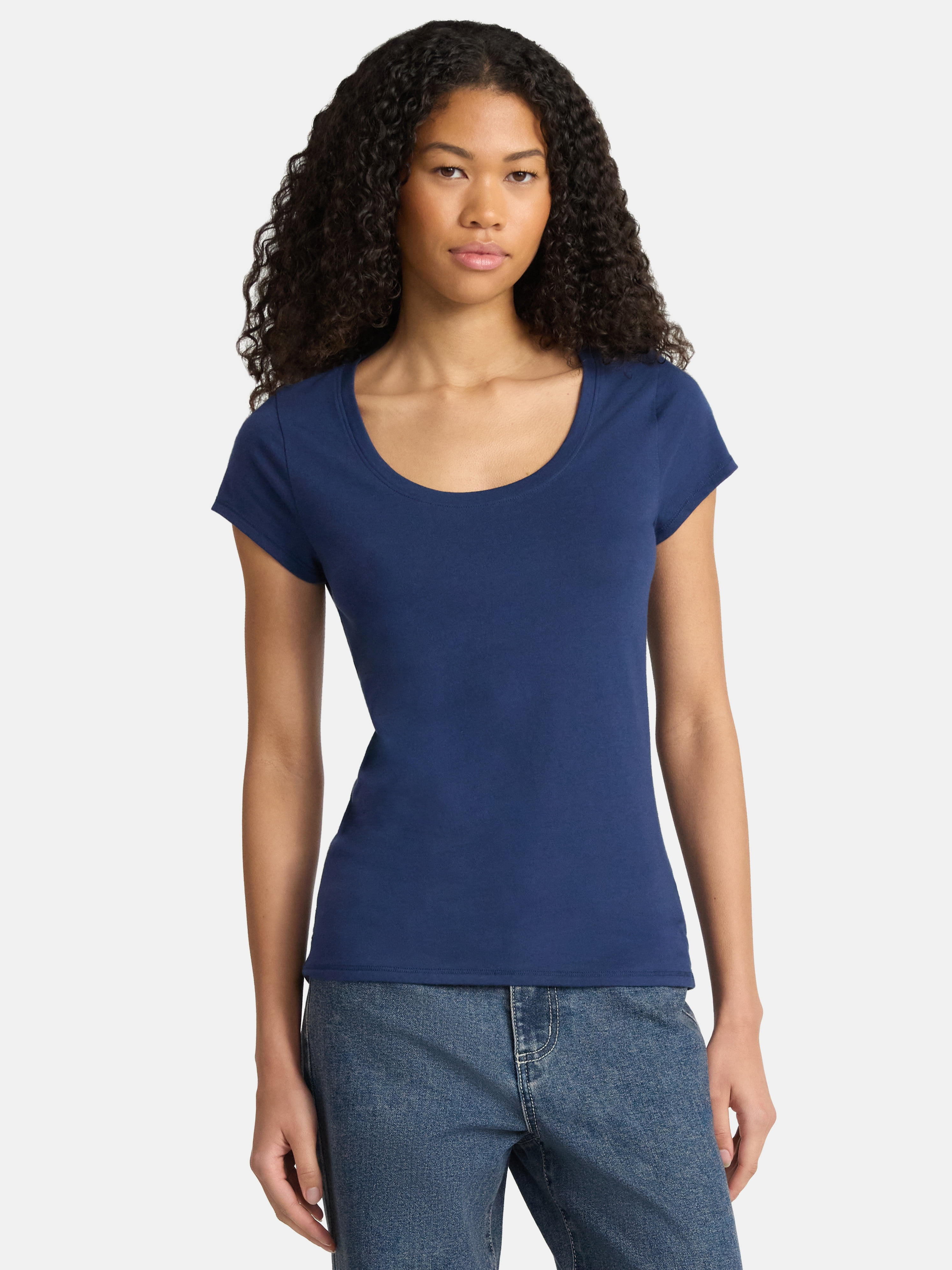No Boundaries Scoop Neck Tee with Short Sleeves, Women's