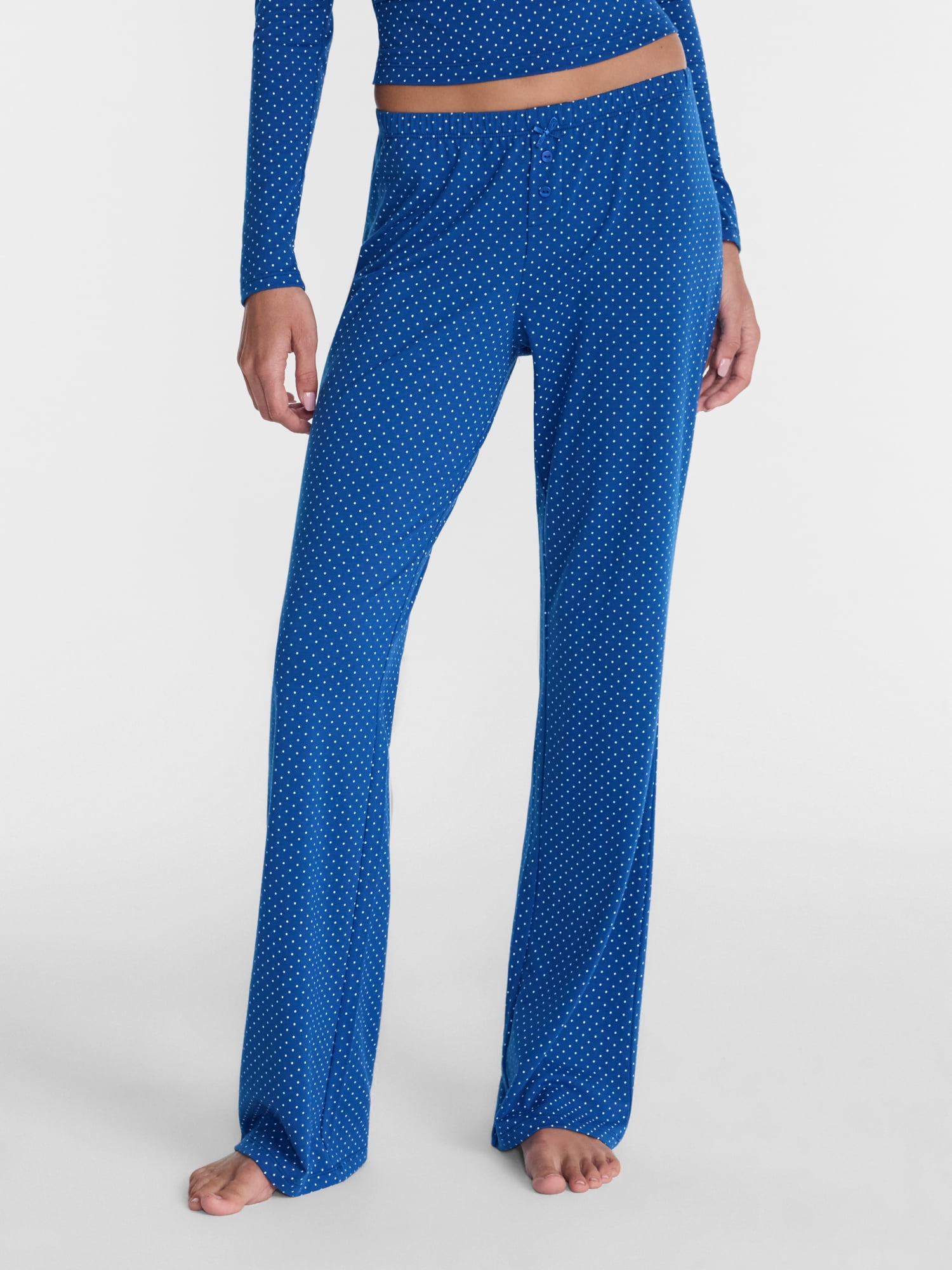 No Boundaries Cloud Core Low Rise Sleep Pants, 31” Inseam, Women's XXS-3X