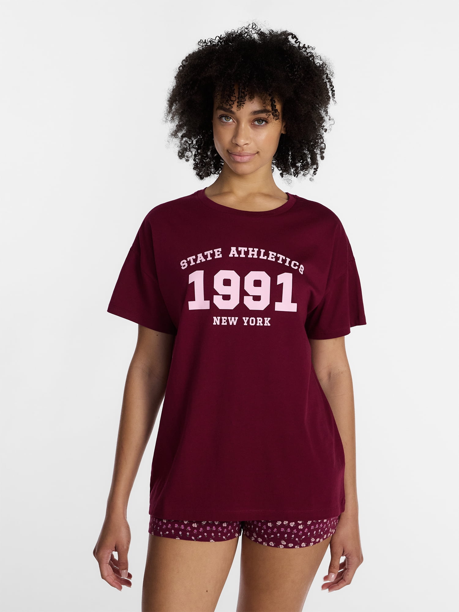 No Boundaries Women’s and Women’s Plus Cotton Sleepwear Graphic Oversized Tee, Sizes XXS – 3X