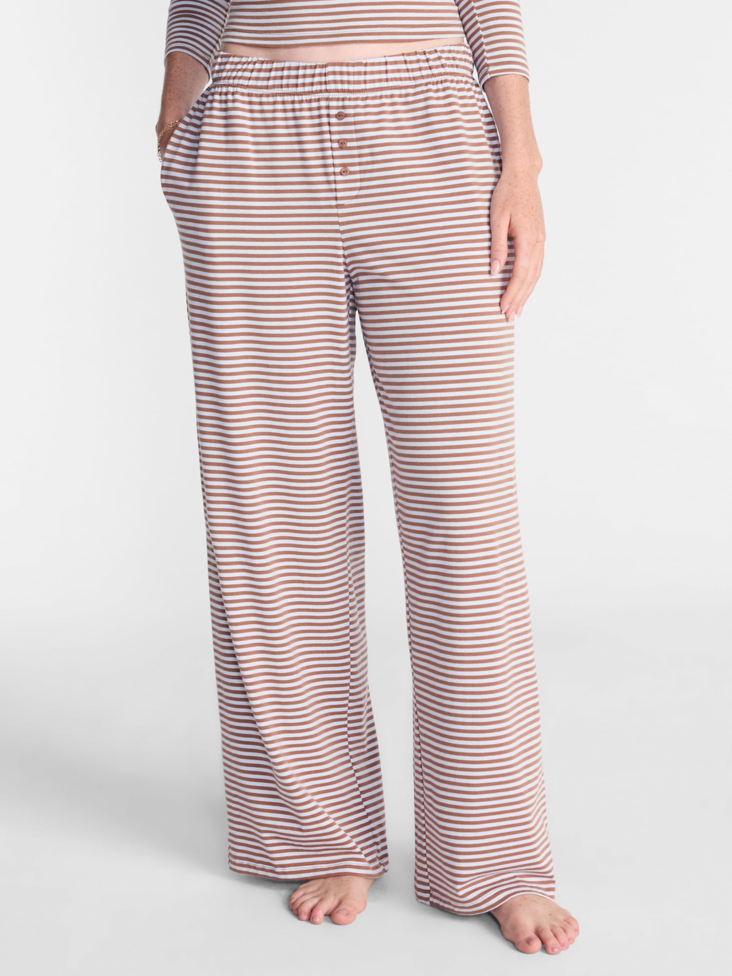 No Boundaries Sleep Pants from our Cloud Core Collection, Women’s and Women’s Plus XXS-3X
