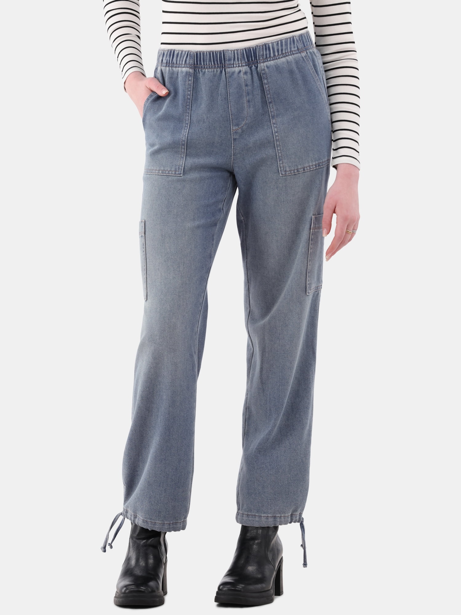 No Boundaries Pull On Cargo Jeans, Women's