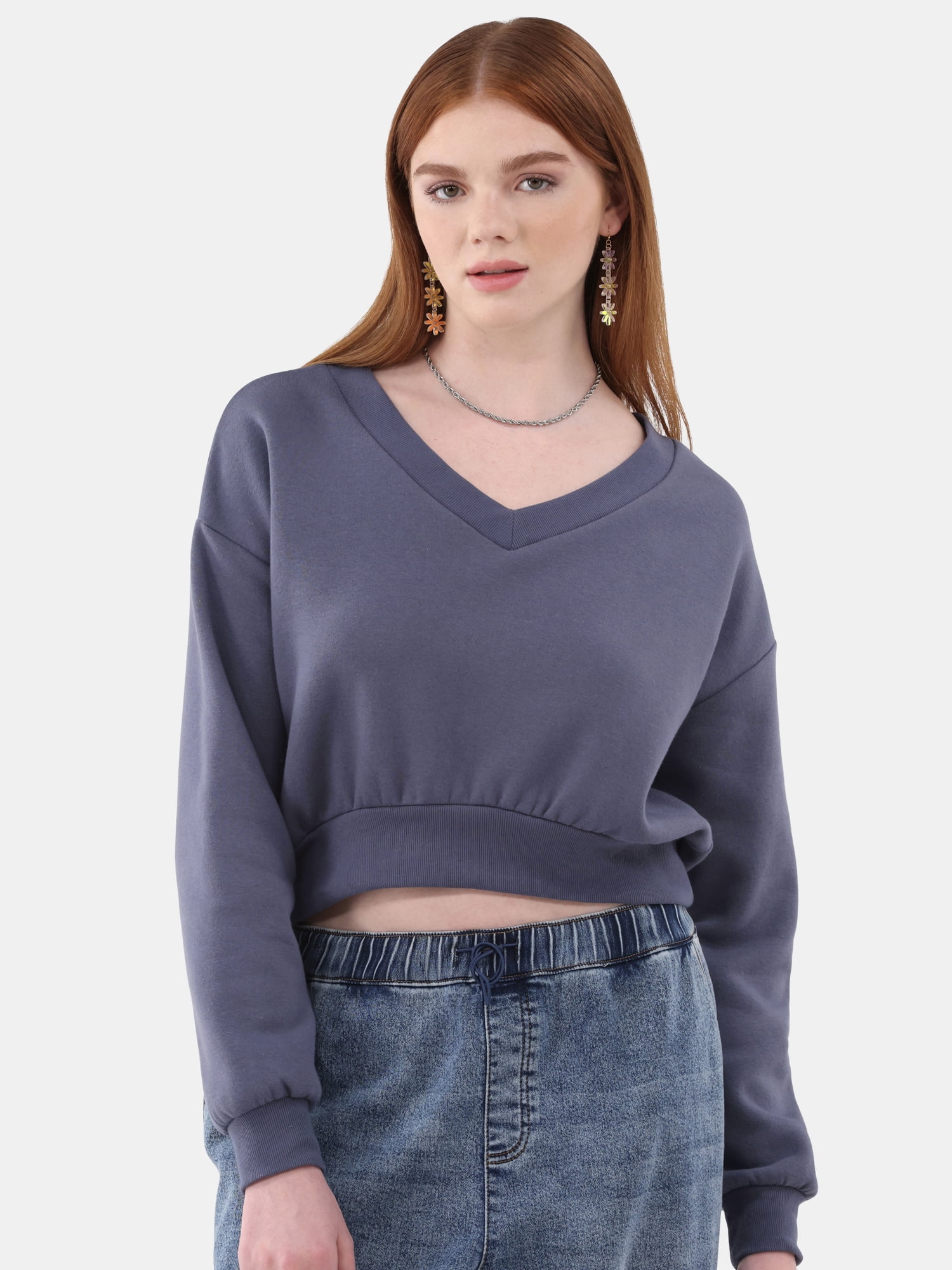 No Boundaries Cropped V Neck Sweatshirt, Women's - Walmart.com No Boundaries Cropped V Neck Sweatshirt, Women's - Walmart.com