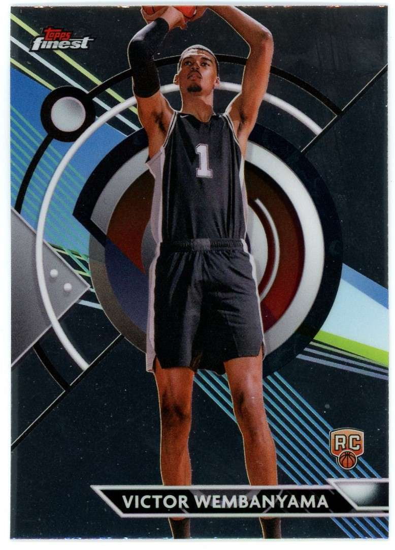 Carte Sportive Victor Wembanyama RC #76 Topps Finest 2023-24 - État Near Mint, Rookie Card