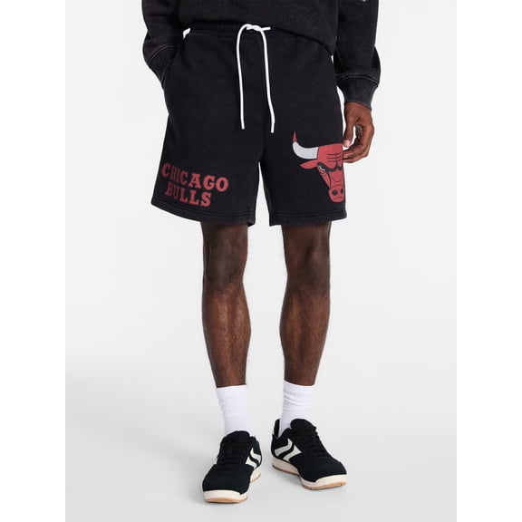 NBA, Men's & Men's Big and Tall Mineral Wash Graphic Shorts, Chicago Bulls, Sizes XS–5XB