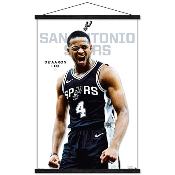 NBA San Antonio Spurs - De'Aaron Fox Feature Series 25 Wall Poster with Magnetic Frame, 22.375" x 34"