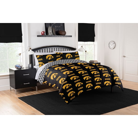 NCAA Iowa Hawkeyes Queen Bed In Bag Set, 1 Each