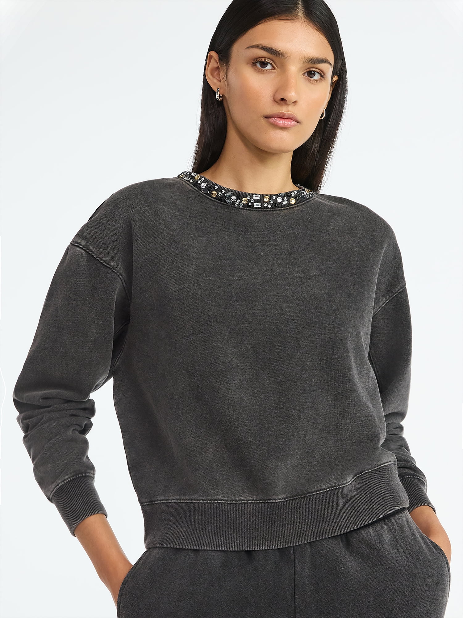 Scoop Women's and Women's Plus Mineral Washed Rhinestone Crewneck