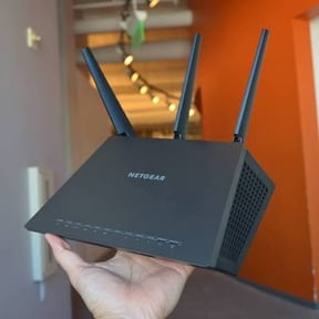 Pre-Owned Pre-Owned NETGEAR Nighthawk AC1900 Smart WiFi Router