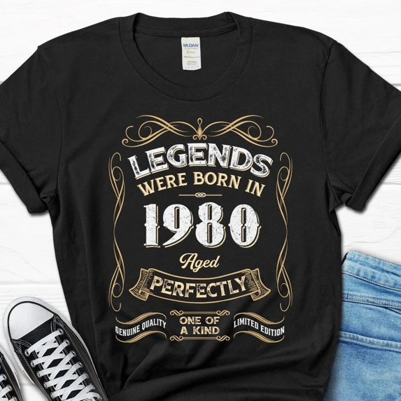 NEW/45th Birthday T-Shirt For Men, Legends Were Born In 1980 Gift, 45 Years Old