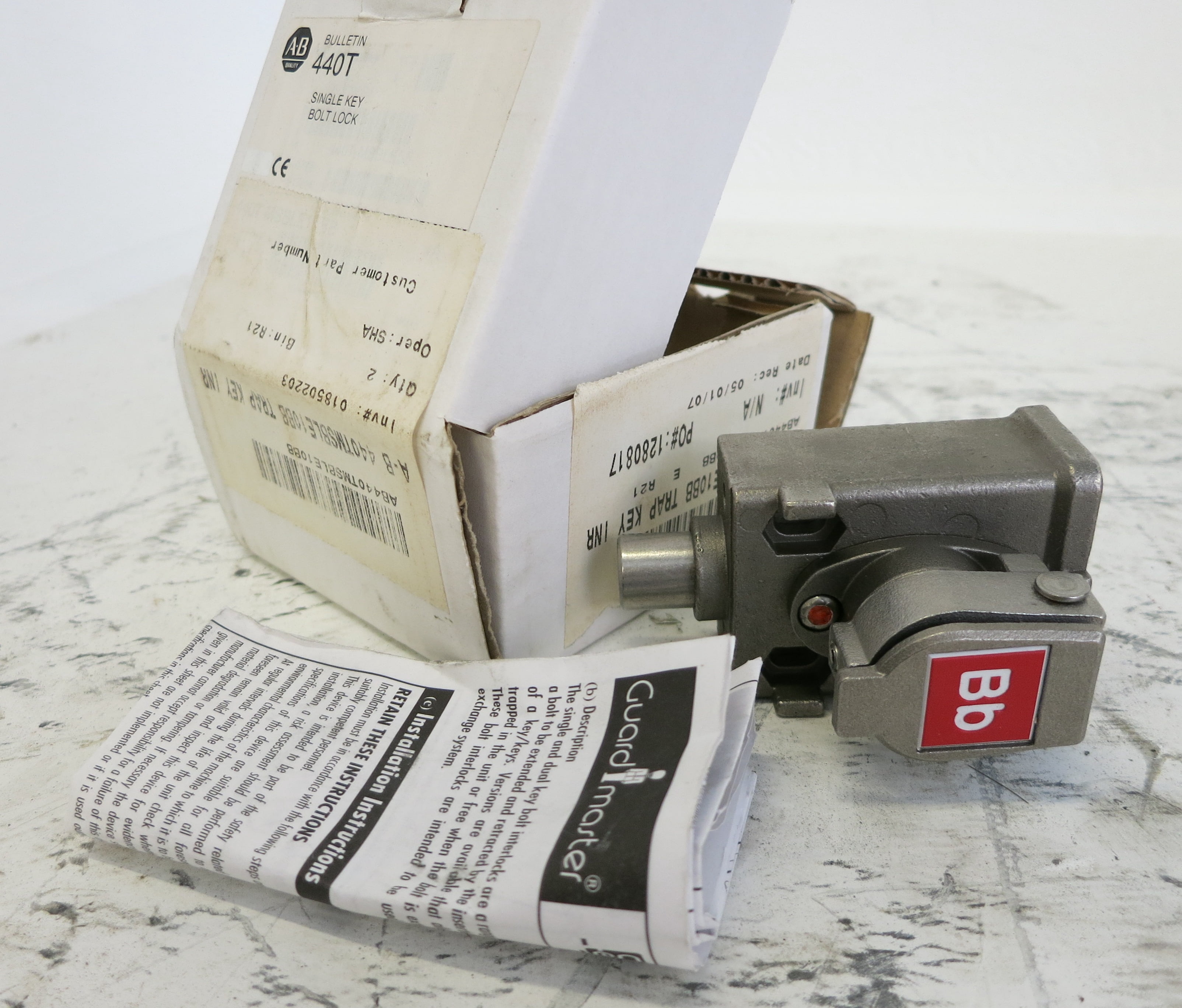 NEW Allen Bradley 440T-MSBLE10BB Single Key Bolt Lock Trap GuardMaster ...