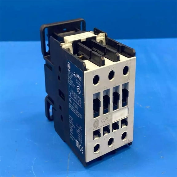 NEW Ge CL45A300M Contactor AC110V