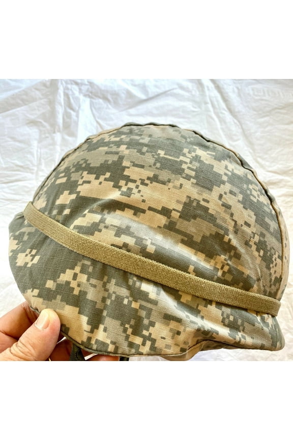 NEW Genuine USGI Pasgt Helmet With ACU Digital Cover - Medium