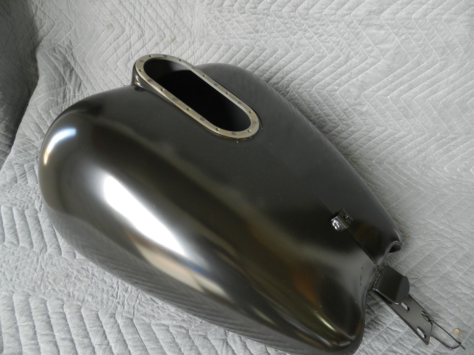 NEW HARLEY TOURING EVO PRIMED GAS TANK OEM 61356-95 - Walmart