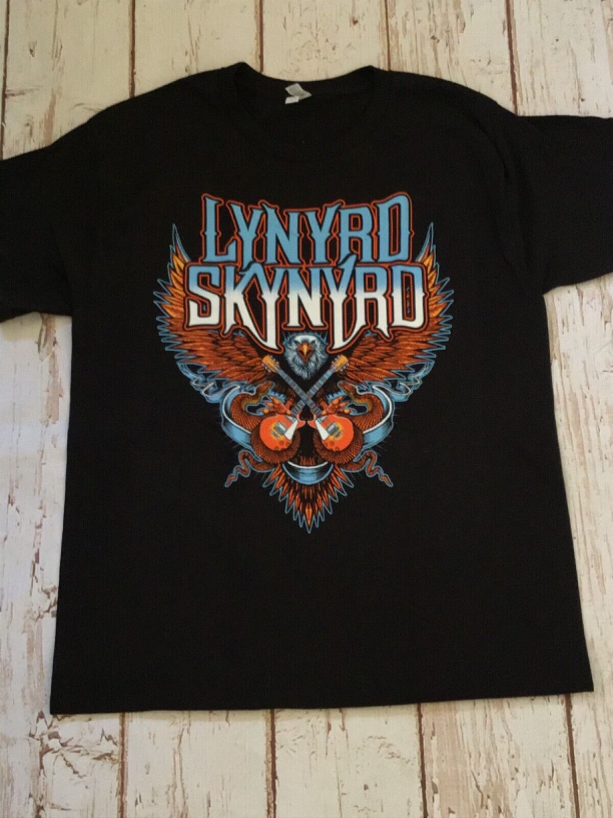 NEW LYNYRD SKYNYRD BAND TSHIRT