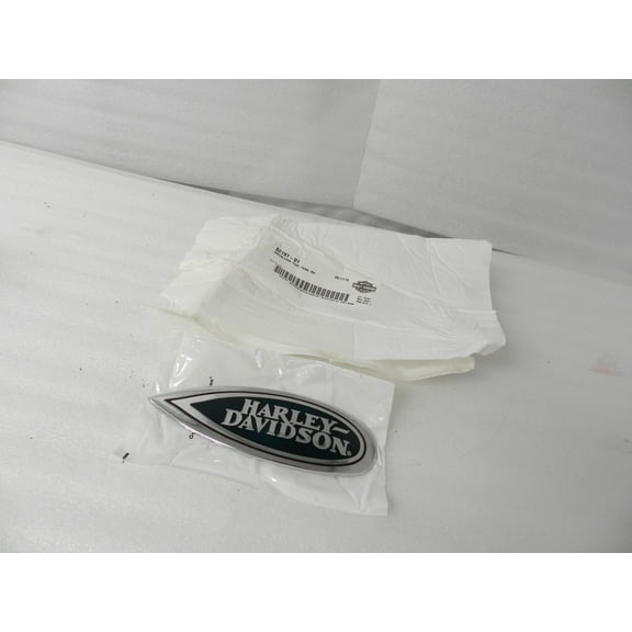 NEW ORIGINAL HARLEY FLSTS HERITAGE SPRINGER RIGHT GAS TANK EMBLEM