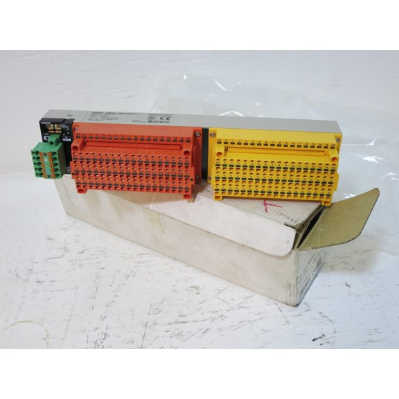 NEW Omron DRT2-MD32SLH-1 I/O Remote Terminal PLC Module 24V