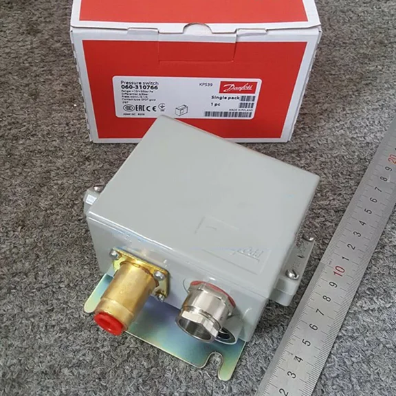 NEW Pressure switch 060-310766 for DANFOSS KPS39