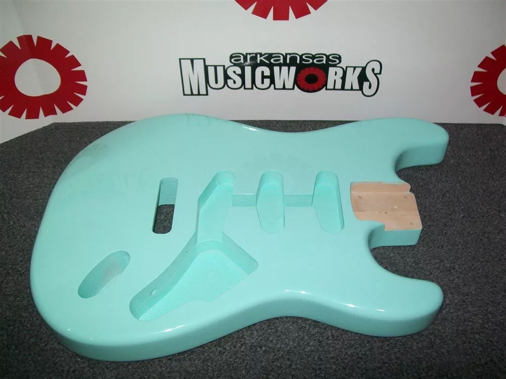 NEW - WD Licensed Body For Fender Strat, Tremolo Routing - SURF GREEN