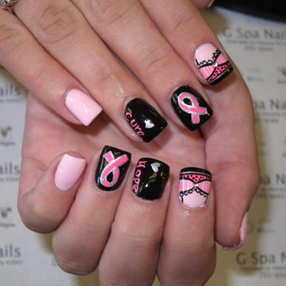 NEWSPIED 24Pcs Breast Cancer Press on Nails Short Square Black Pink