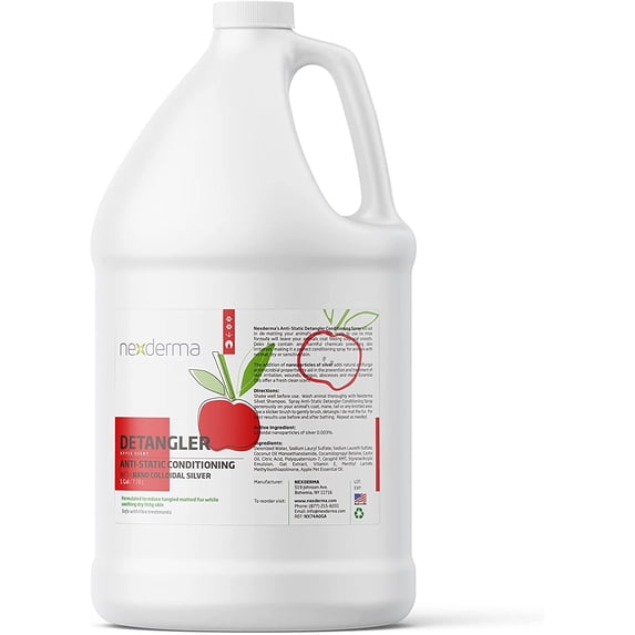 NEXDERMA Best Moisture Spray Apple Scent Dogs Dry Skin Conditioner| Pets Anti-Static Detangler Conditioning Spray | Relieves Itchy Skin, Refreshes & Soothes - Gallon, Pack of 1