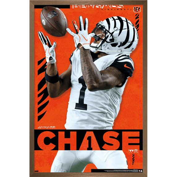 NFL Cincinnati Bengals - Ja'Marr Chase 23 Wall Poster, 14.725" x 22.375" Framed
