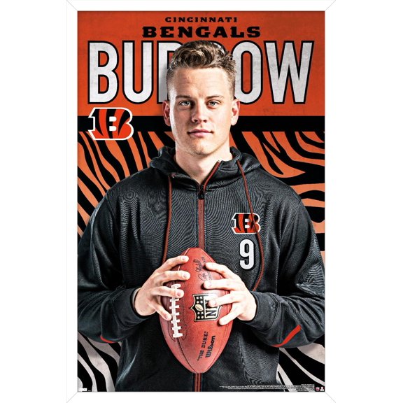 NFL Cincinnati Bengals - Joe Burrow Pose 20 Wall Poster, 22.375" x 34" Framed