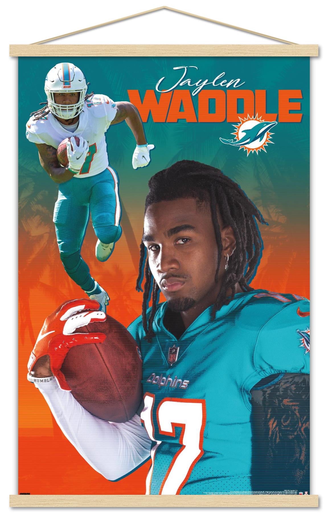 NFL Miami Dolphins - Jaylen Waddle 21 Wall Poster with Wooden