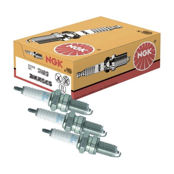 NGK Set of 3 Standard Nickel Spark Plugs Threaded Stud
