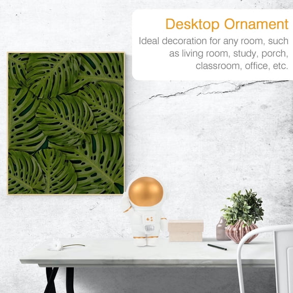 NIAIZEK Golden Resin Astronaut Decoration Spaceman Sculpture for Stylish Desk Display