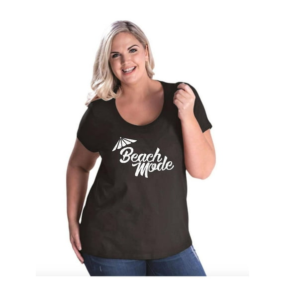 NIB - Women's Plus Size Curvy T-Shirt - Beach