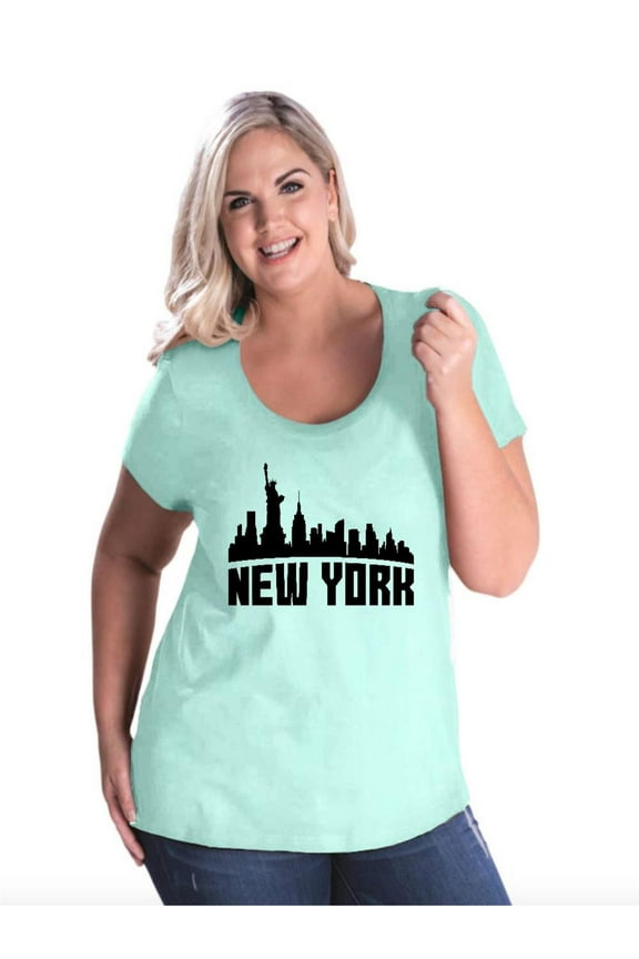 - Women's Plus Size Curvy T-Shirt - New York City
