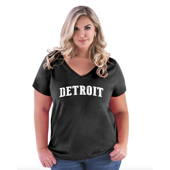 NIB - Women's Plus Size V-neck T-Shirt - Detroit