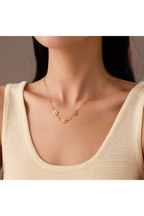 18K Gold Plated Stainless Steel Three Daisy Pendant Necklace, Dainty Beaded Cable Chain Minimal Clavicle Jewelry for Women