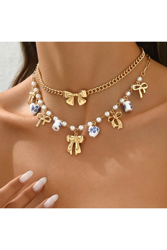Gold Bow Necklace for Women Layered Bow Pearl Necklaces Bow Daisy Beaded Necklace Bowknot Flower Choker Necklaces Statement Jewelry Gifts
