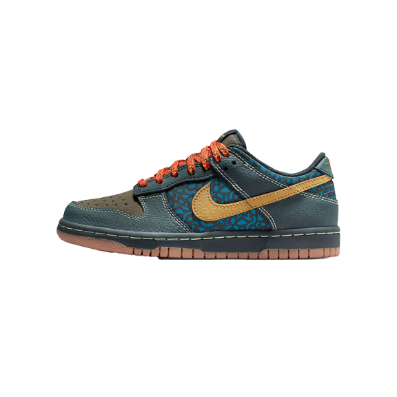 NIKE GRADE SCHOOL Dunk Low GS "Seaweed / Cargo Khaki" IH4042 364 IH4042 364 from Stadium Goods