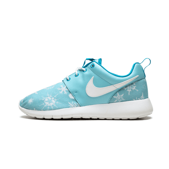 NIKE GRADE SCHOOL Roshe Run GS 677784 401 from Stadium Goods