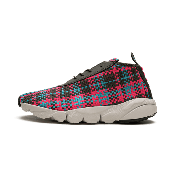 NIKE MENS Air Footscape Desert Chukka "Cargo Kahaki / Hyper Jade" 652822 300 from Stadium Goods