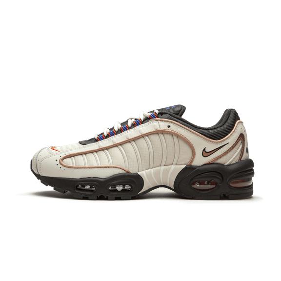 NIKE MENS Air Max Tailwind 4 SE "Roman Numerals" CJ9681 001 from Stadium Goods