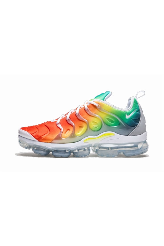 MENS Air Vapormax Plus 924453 103 from Stadium Goods