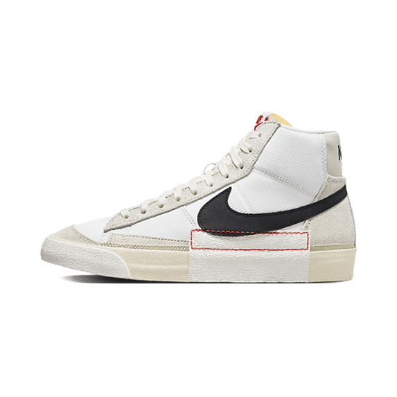 NIKE MENS Blazer Mid '77 DQ7673 100 DQ7673 100 from Stadium Goods