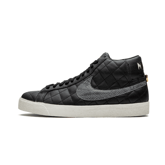 NIKE MENS Blazer SB "Supreme - Black (2006)" 313962 001 from Stadium Goods