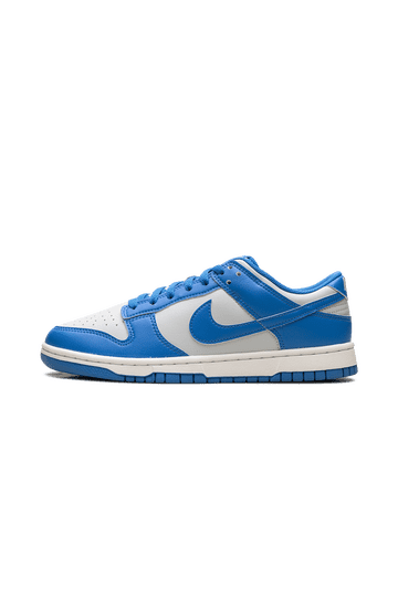 Lion Nike Shoes display picture 2