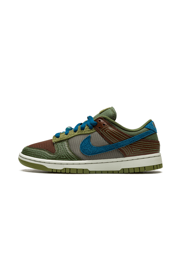 MENS Dunk Low NH "Cacao Wow" DR0159 200 from Stadium Goods