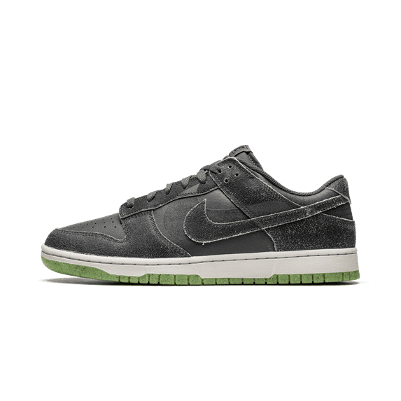 NIKE MENS Dunk Low Retro PRM "Halloween 2022" DQ7681 001 from Stadium Goods